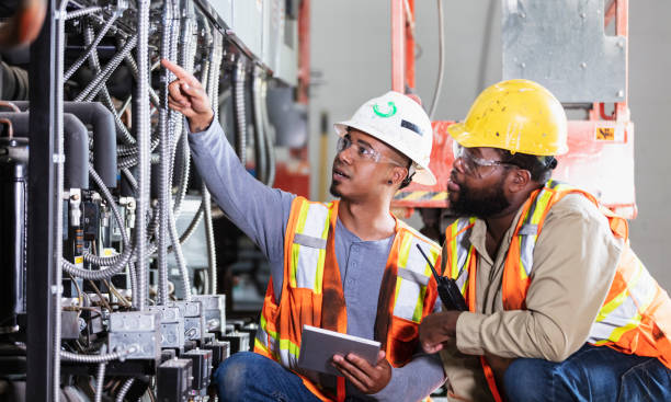 Best Electrician Near Me  in Hayesville, OR