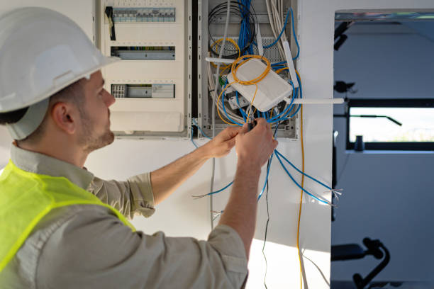 Best 24-Hour Electrician  in Hayesville, OR